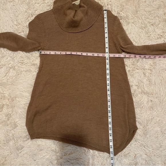 BCBGMAXAZIRA 100% merino Wool Camel Sweater turtleneck asymmetric Tunis XXS - Picture 6 of 6